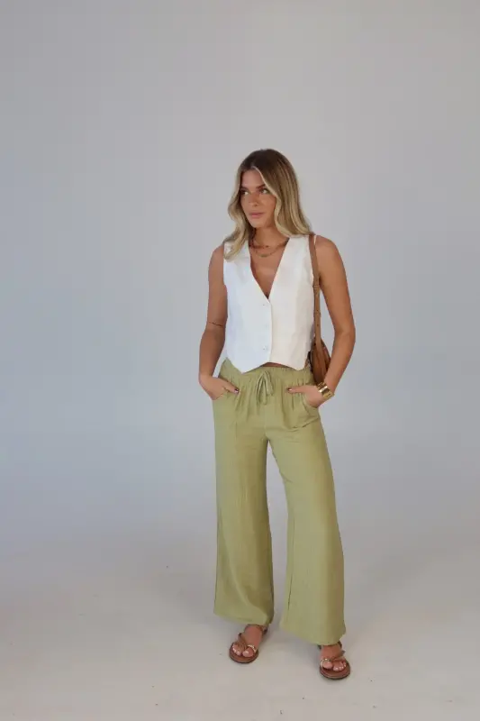 Quinn Pull On Pant in Green